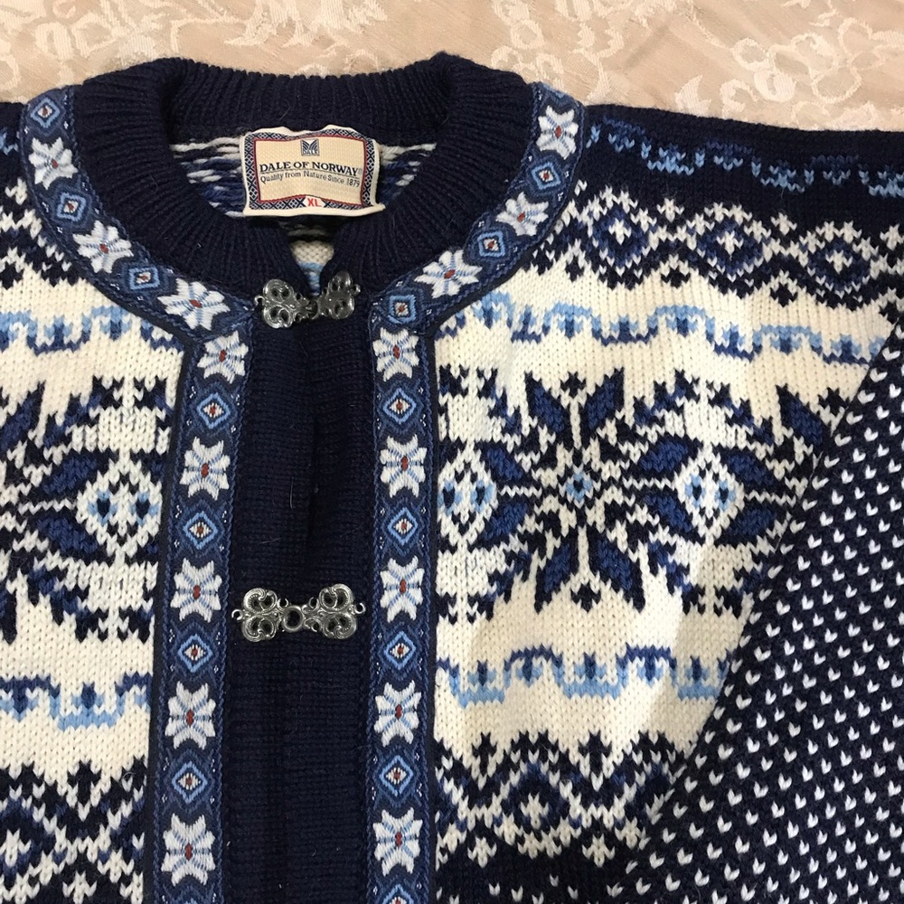 Dale of Norway Men’s Sweater.